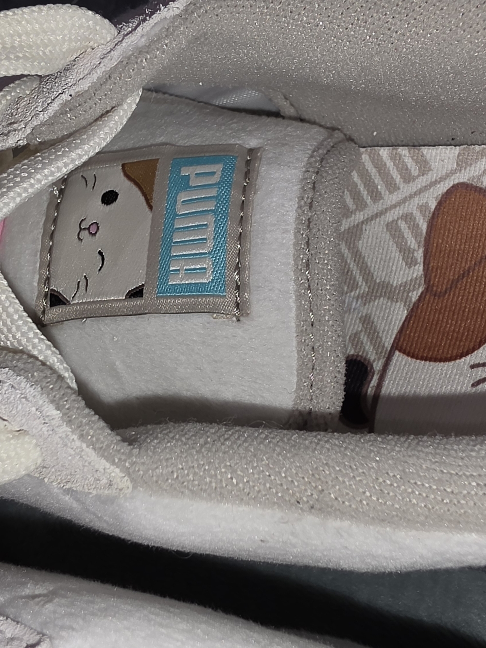 Puma Kids Easy Rider Suede Sneakers - White with Pink Accent - Picture 3 of 9